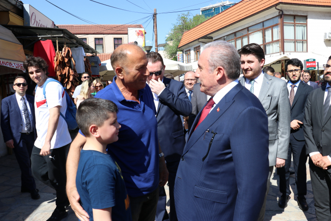 TBMM Başkanı Şentop, Üsküp'teki tarihi mekanları ziyaret etti